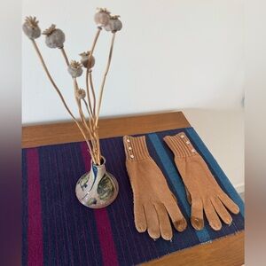 Lauren Ralph Lauren Camel Colored Gloves